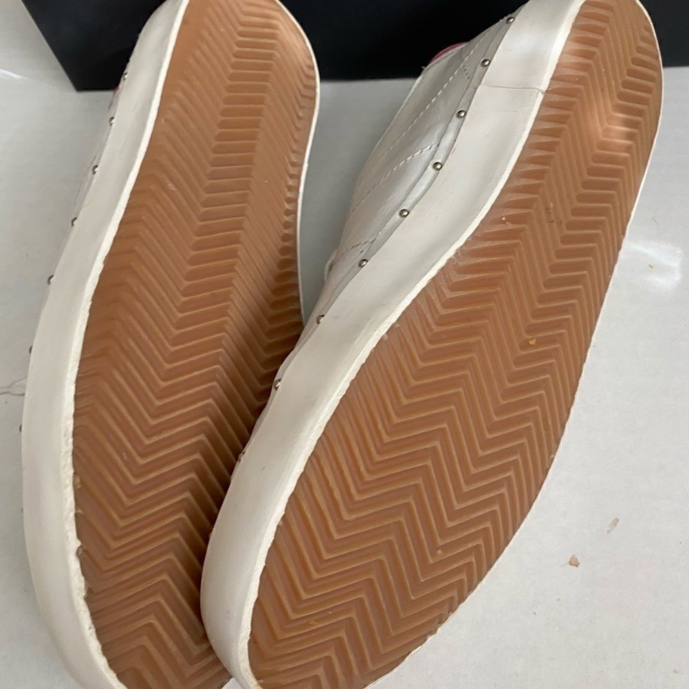 EUC Rebecca Minkoff Leather sneakers. Size 9.5 Original Box - Picture 7 of 16